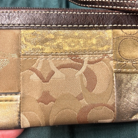 COACH used Patch Wristlet - Picture 5 of 8